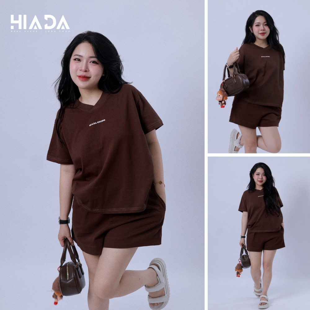 Áo phông cổ tim form boxy Hiada Áo phông cổ tim form boxy Hiada